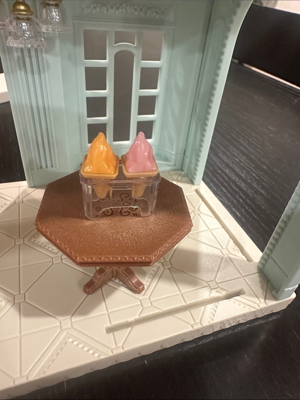 Calico Critter Ice Cream Shop - Picture 8 of 8
